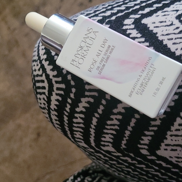 Physicians formula rose all day oil free serum - Picture 1 of 2